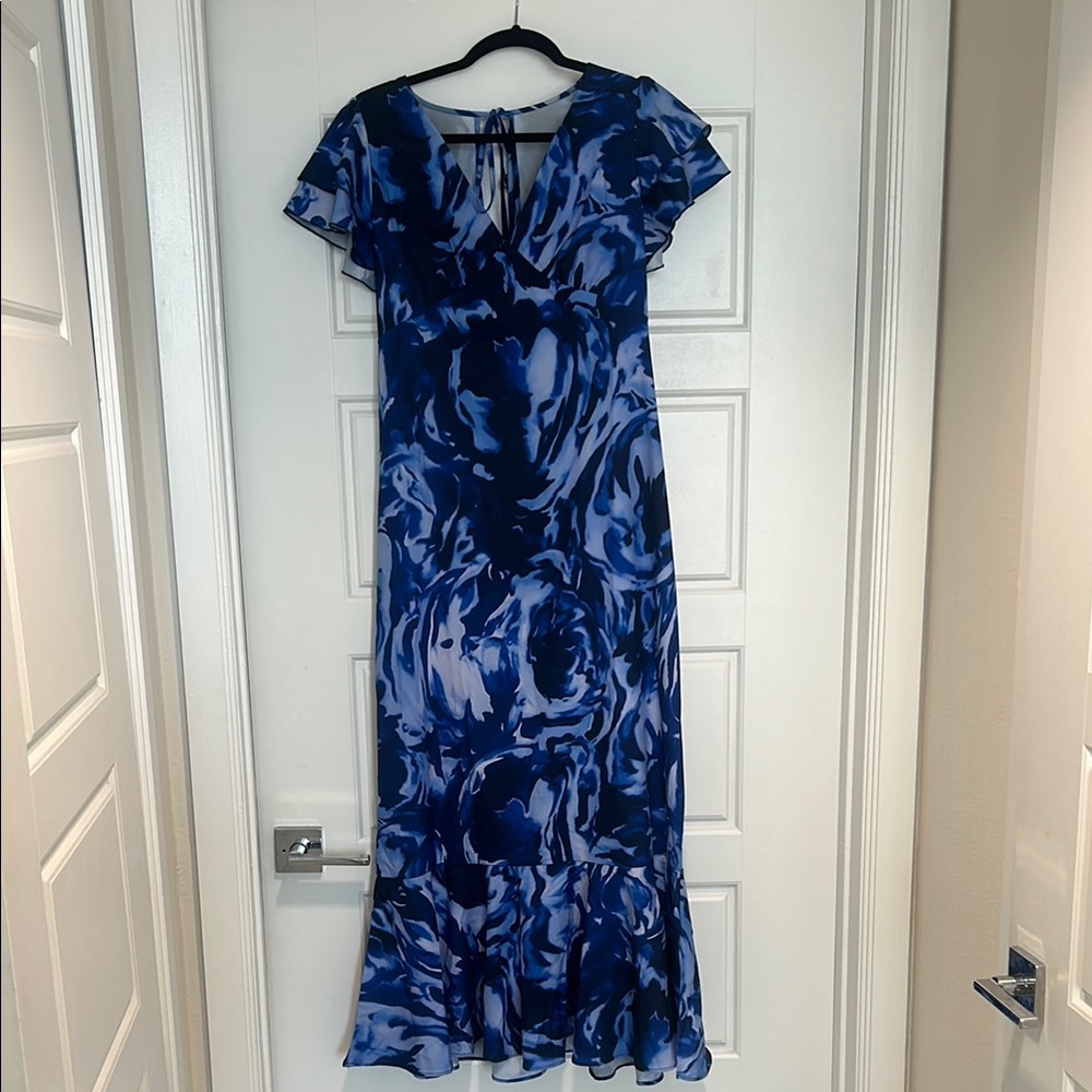 Elegant Blue Patterned Women's Dress